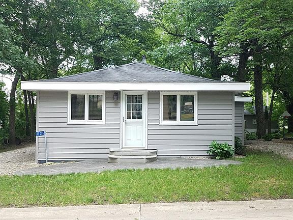 5th image of 15205 Linden St