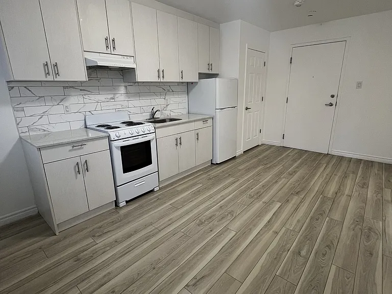 630 Cummings Ave — Photo 178