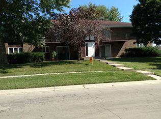 1763 S Hance Dr APT 1, Freeport, IL 61032
