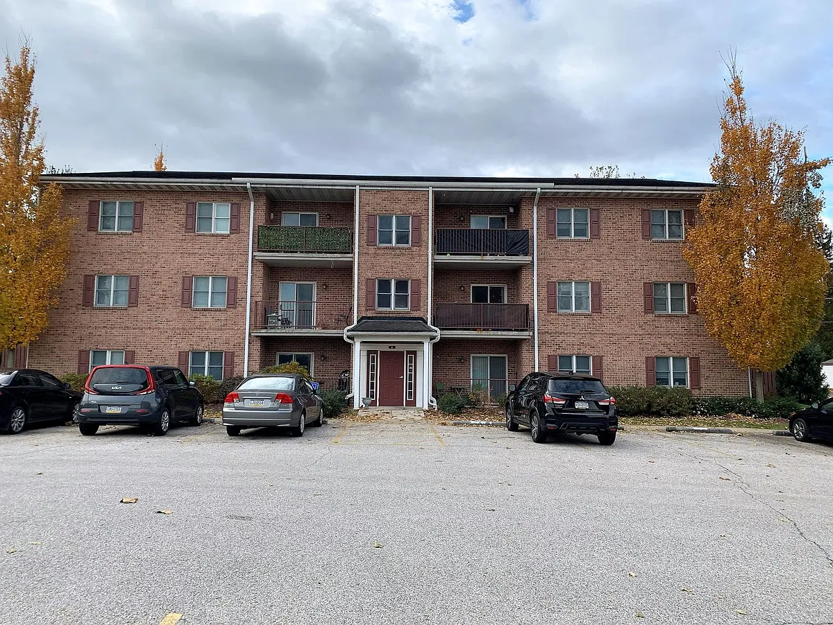 Building Photo - Spring Village Apartments