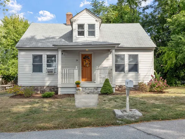 24 Doris Street, Manchester, NH 03103