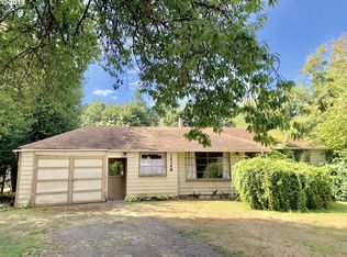 14146 S Livesay Rd, Oregon City, OR 97045