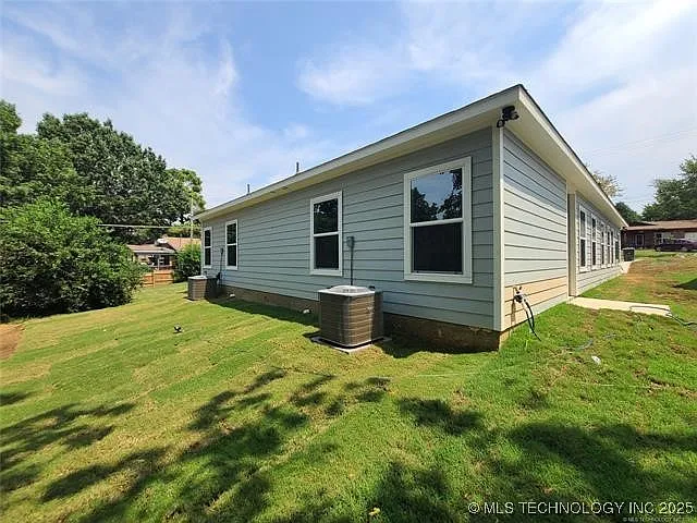 125 S McLean Dr — Photo 11