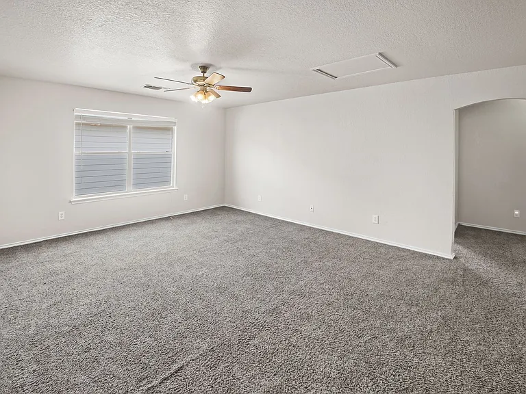 2127 Red Rock Xing — Photo 13