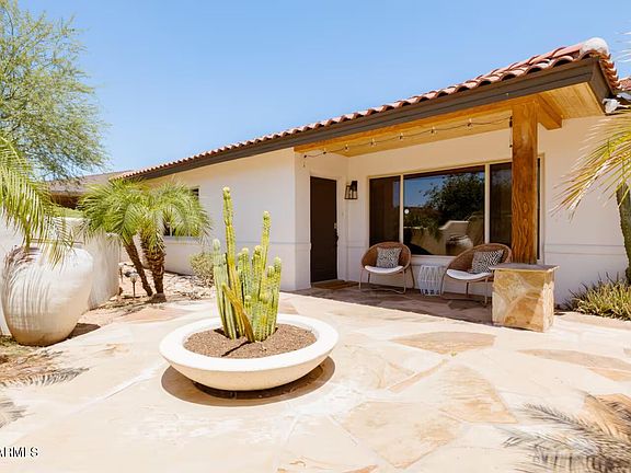 3rd image of 6810 E GRANADA Road