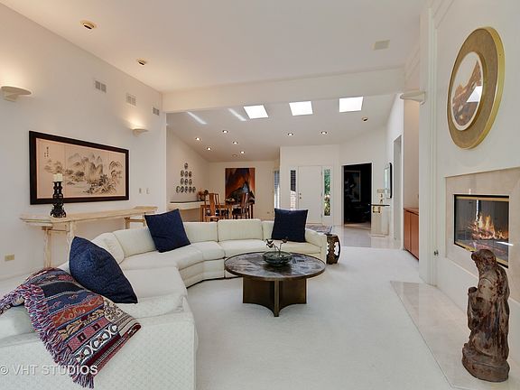 3rd image of 1055 Sunset Ct