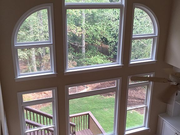 Soaring views & Hardwoods