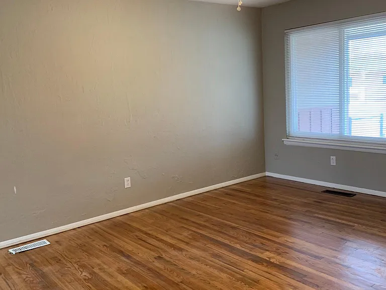 14660 Dean St — Photo 16