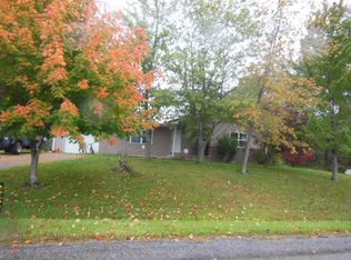 1661 County Road 1325 E, Cisne, IL 62823