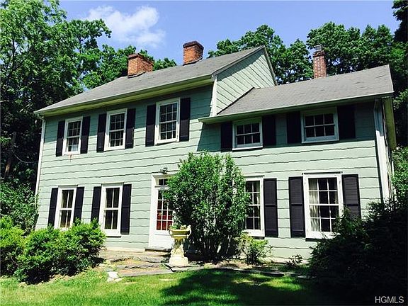 3rd image of 2718 Hickory St