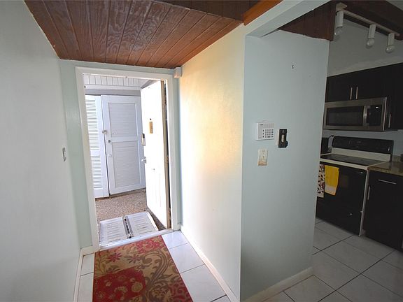 3rd image of 1713 NW 73rd Avenue #34