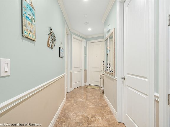 5th image of 2351 Lakeview Dr Unit 315