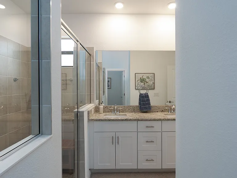 1734 Saddlewood Cir — Photo 36