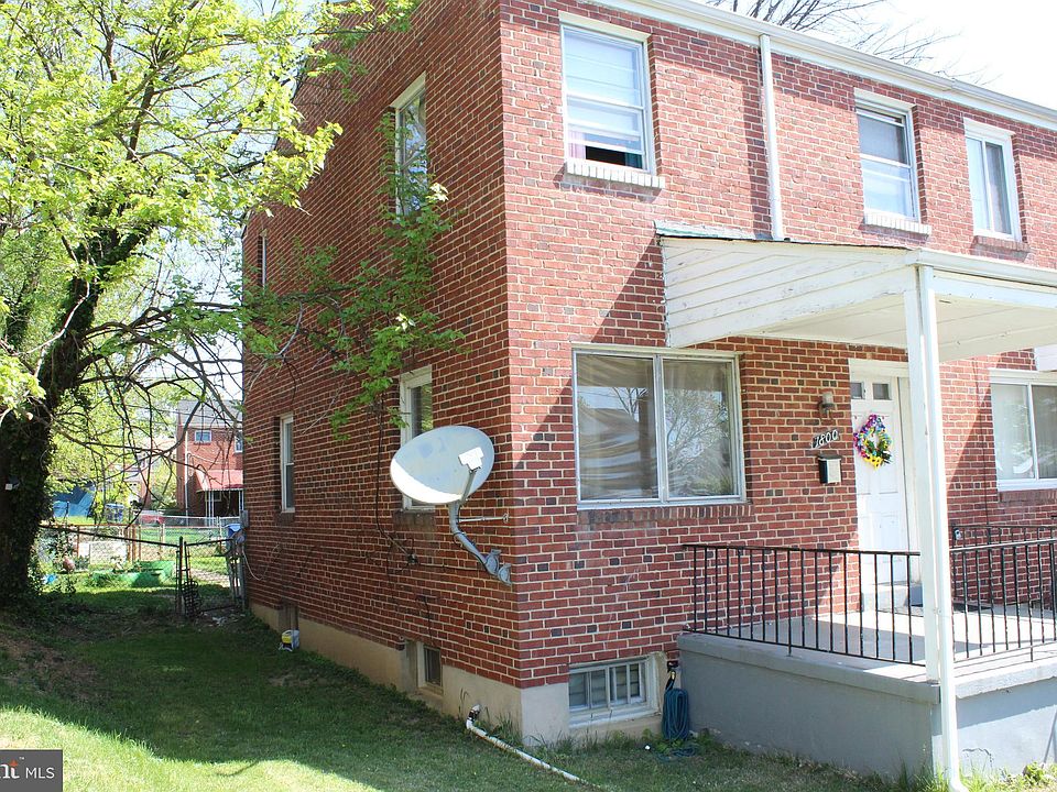 2nd image of 1800 Woodbourne Ave