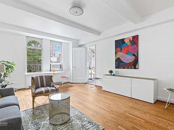 3rd image of 465 W 23rd St APT 2D