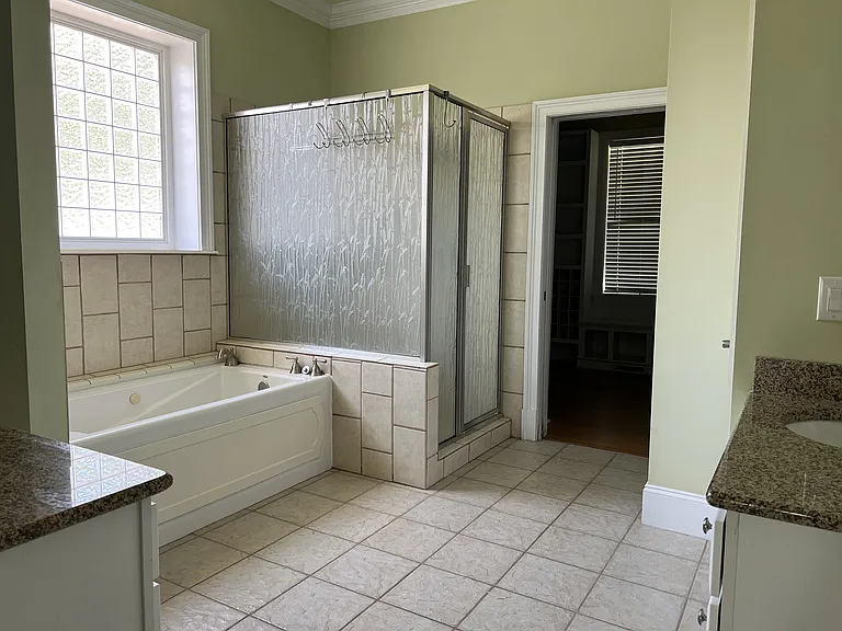 872 Waterford Landing Rd — Photo 3