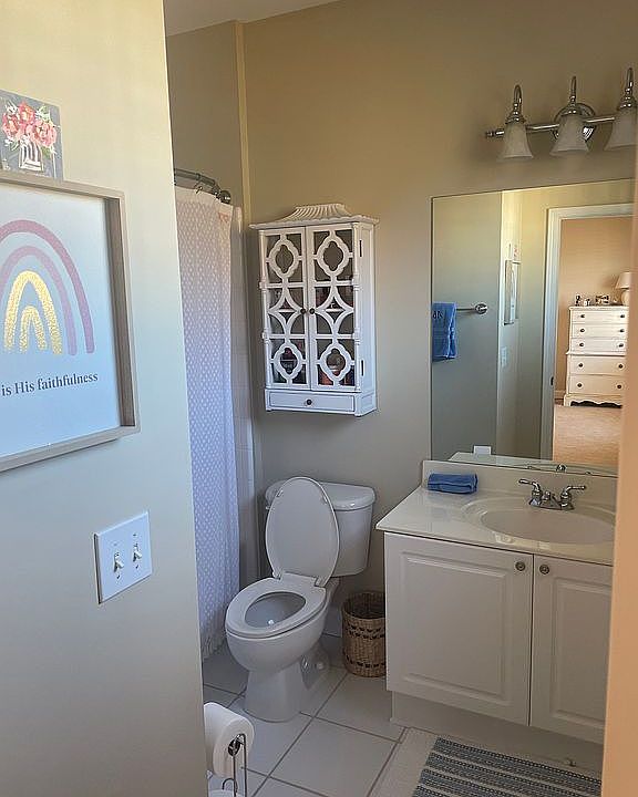 Bedroom #2 private bathroom 