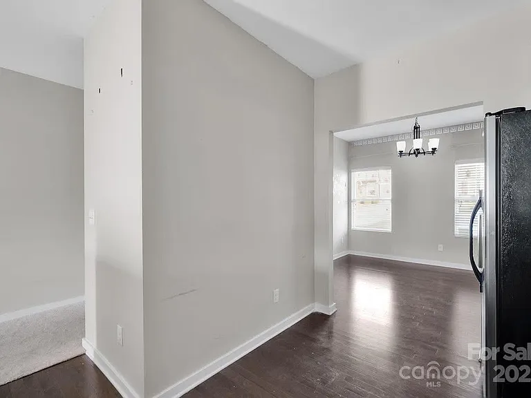 433 Battery Cir — Photo 13