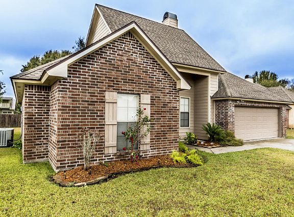2nd image of 307 Magnolia Knee Dr