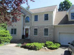 1111 Spearmint St, Stroudsburg, PA 18360