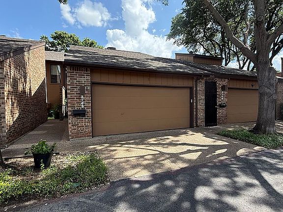 4th image of 3148 Pin Oak Ct