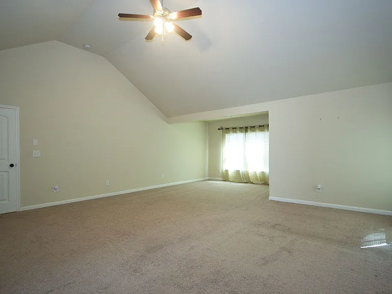 793 Kaitlyn Dr — Photo 25