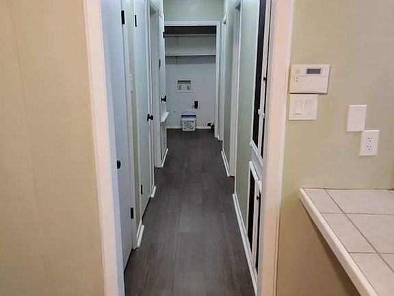 4th image of 225 High Hill Dr