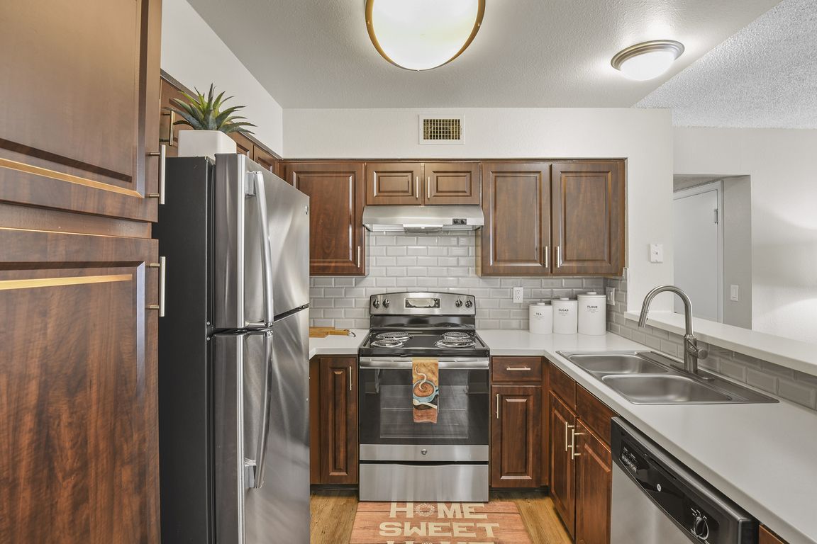 Made for Meals & Memories