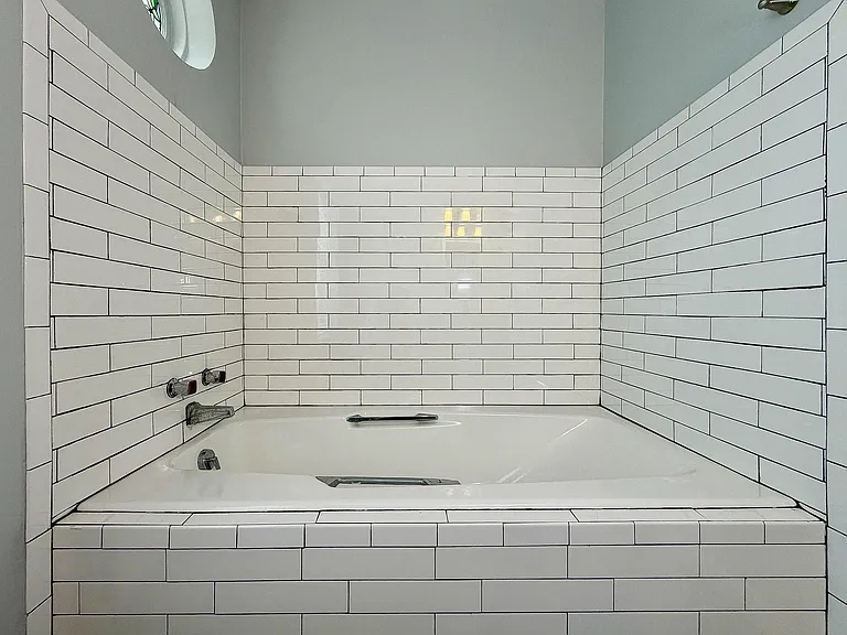 418 Hudson St #1 — Photo 21