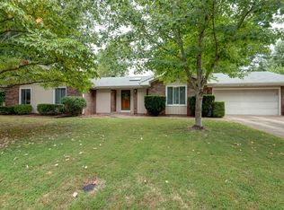 4657 S Roubidoux Pl, Springfield, MO 65804
