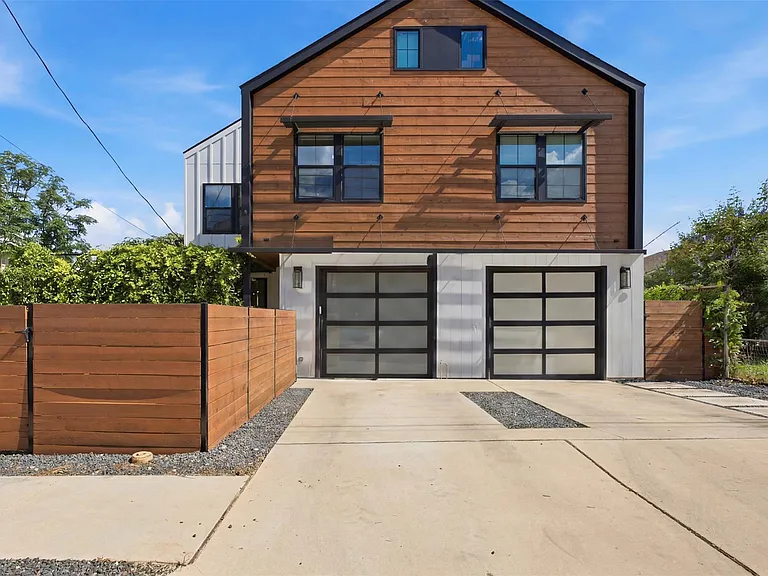 2711 Crest Ave #A — Photo 32