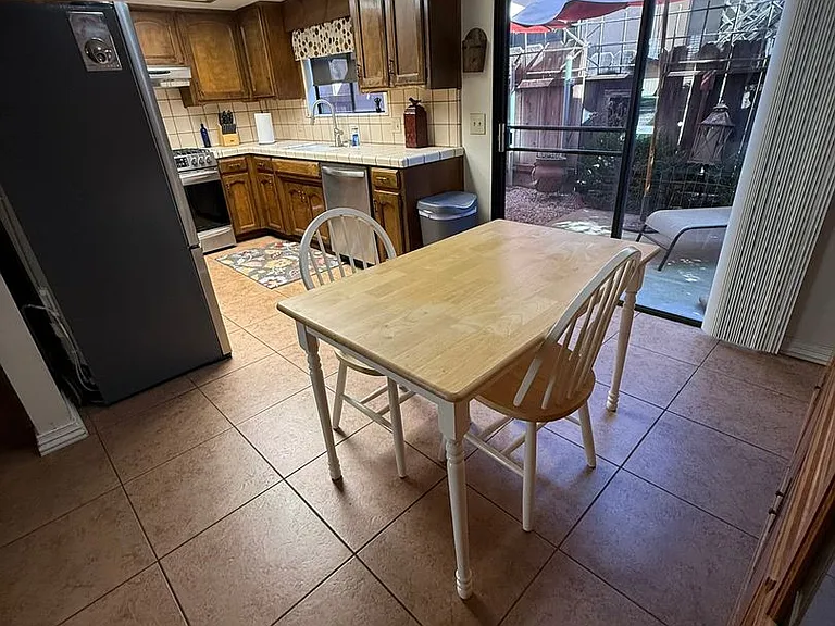 340 N Capitola Ct #2 — Photo 4