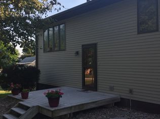 605 Van Buren St, Bennet, NE 68317