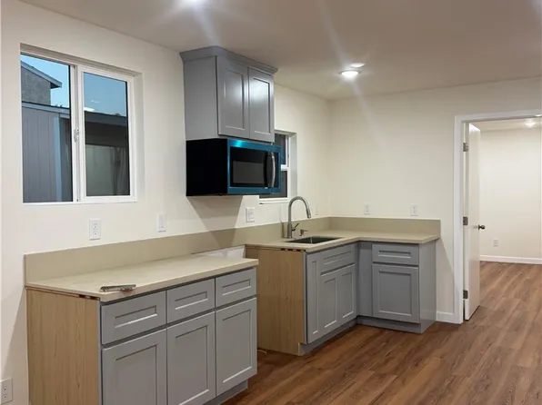 5567 Olive Ave, Long Beach, CA 90805