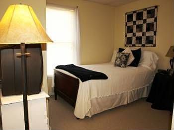 3rd image of 23 Craftsman Ct