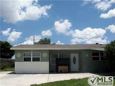 2nd image of 5834 Aruba Way