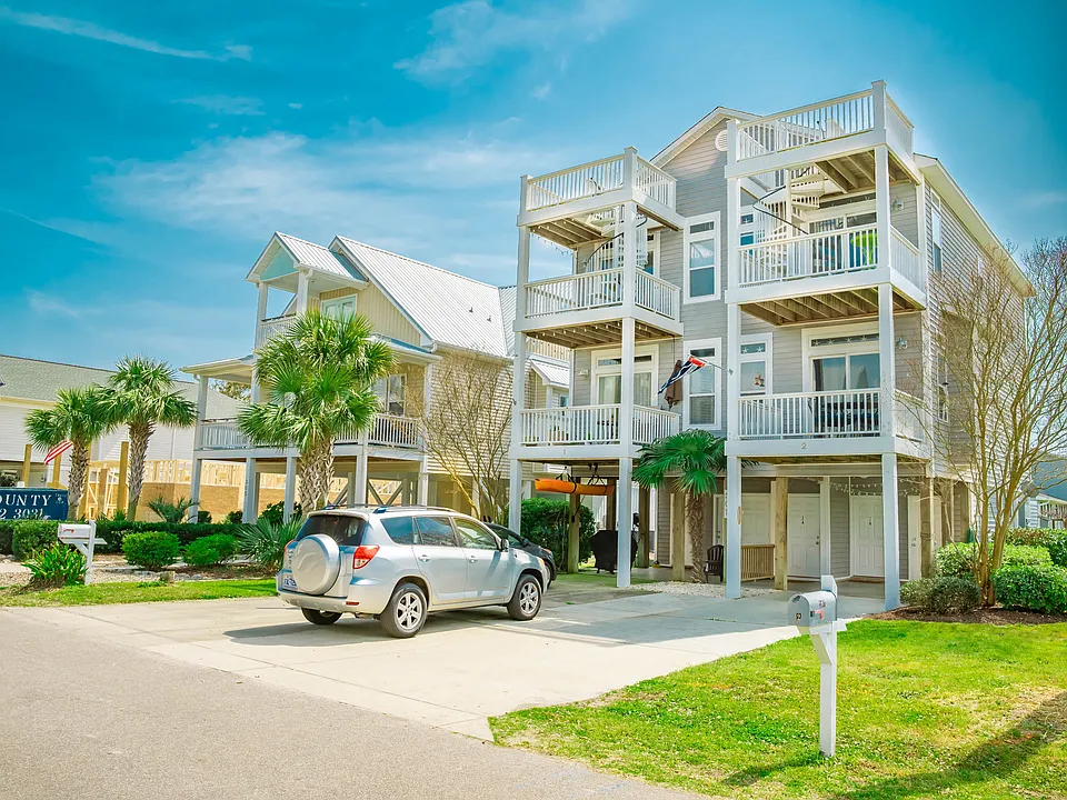 307 N Carolina Ave #2A
