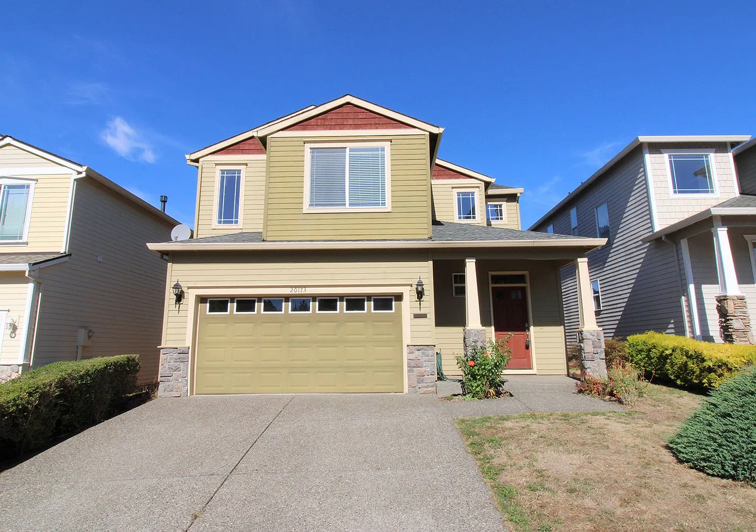 Lovely Modern 4 Bed, 2.5 Bath Beaverton Home Close to Nike/Intel — Photo 1