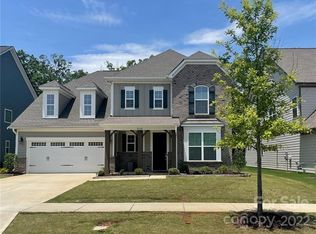 8148 Cornhill Ave, Charlotte, NC 28277
