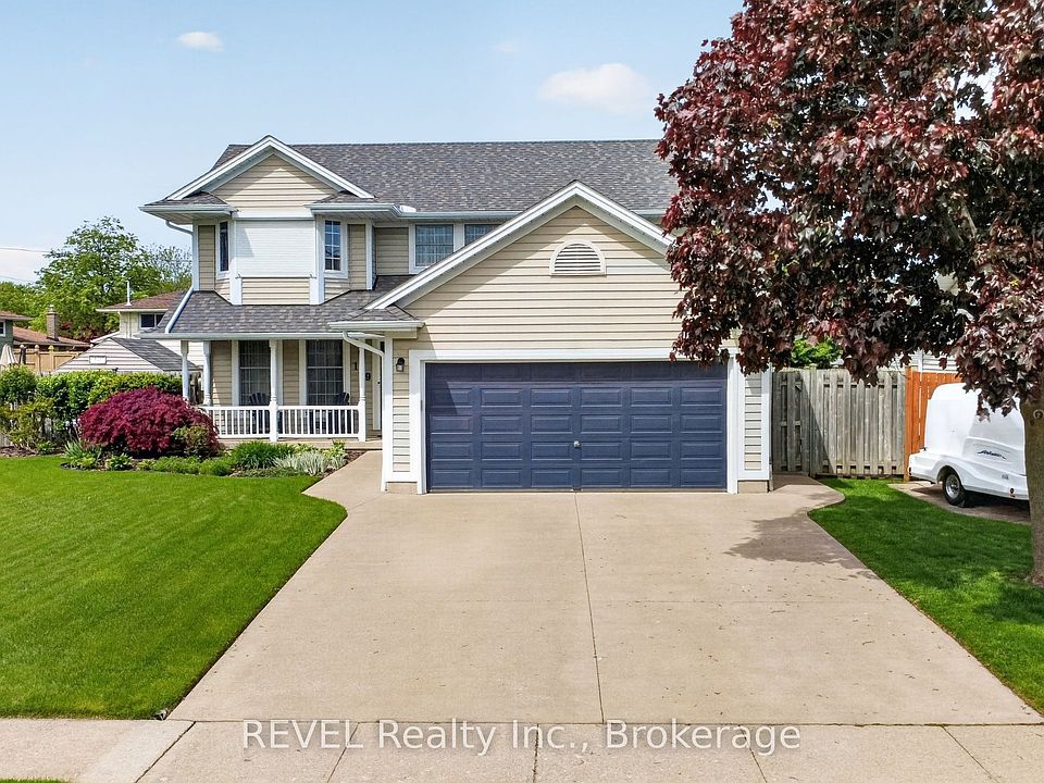 1st image of 149 Green Pointe Dr