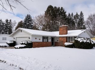 1216 S Elizabeth St, Mount Pleasant, MI 48858