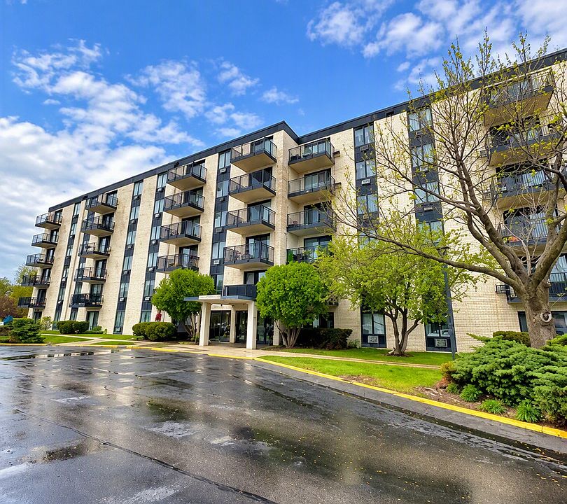 1st image of 9128 Terrace Dr APT 4F