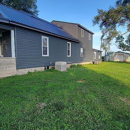 3rd image of 4230 S School House Rd