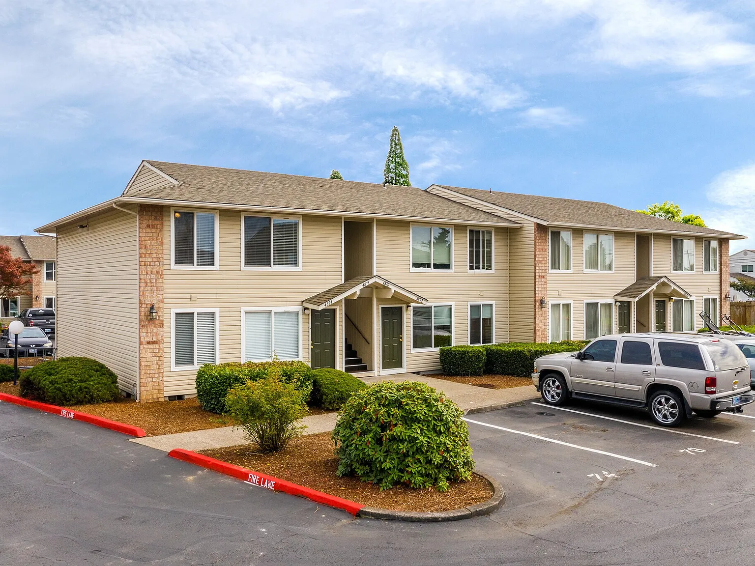 Cheryl Lynn Apartments — Photo 4