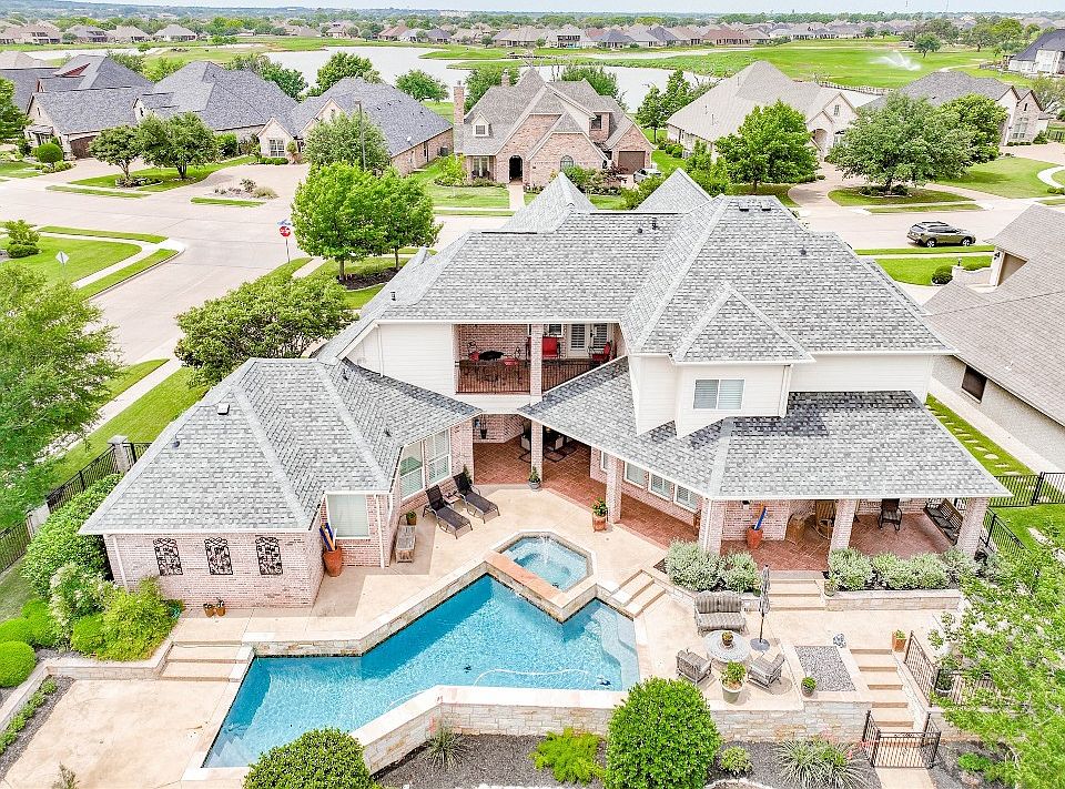 2700 Waters Edge Dr, Granbury, TX 76048 Zillow