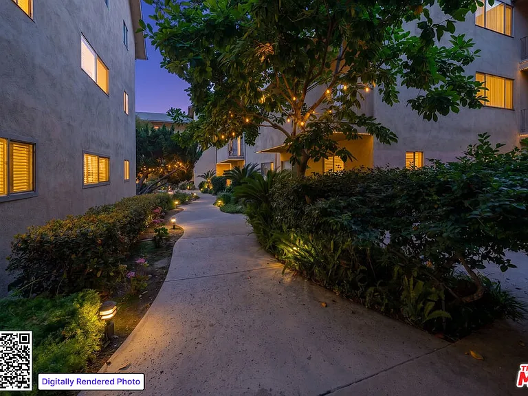 600 W Stocker St #117 — Photo 4