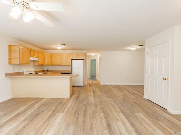 400 Flurry Ln #319