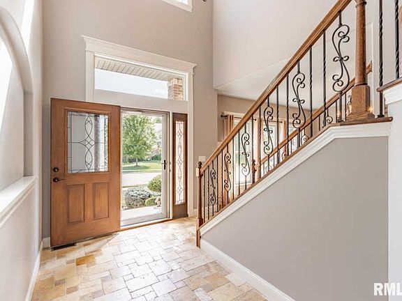 4th image of 2919 W Playden Dr