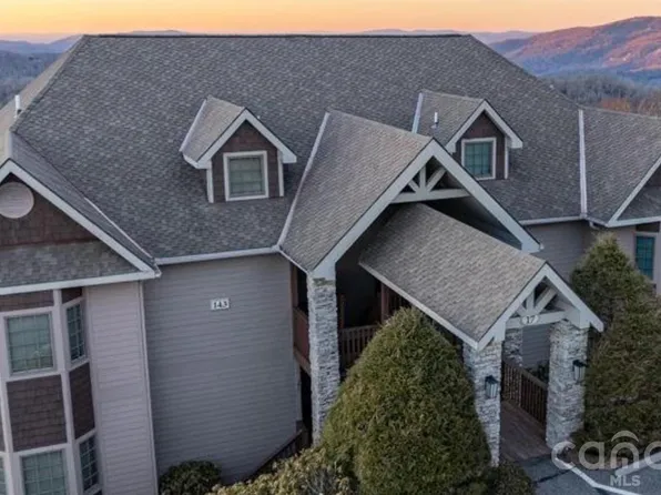 143 Wildflower Rdg #17D, Sugar Mountain, NC 28604