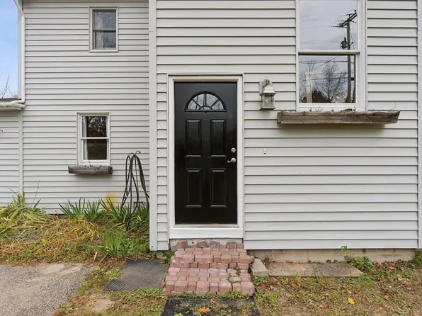 1708 State Road, Eliot, ME 03903